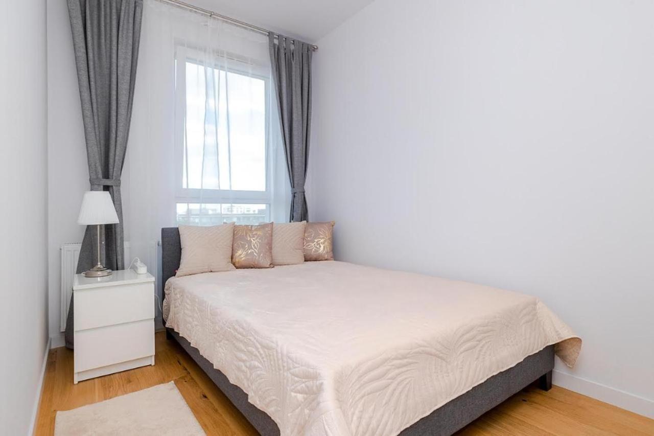 Ferienwohnung Apart D&K Free Parking Komputerowa 8 Warschau Exterior foto
